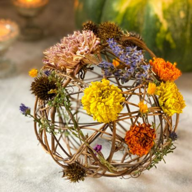 Dried flower decor basket