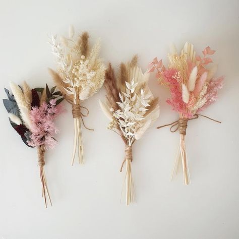 Beautiful Dried Flower Bouquets