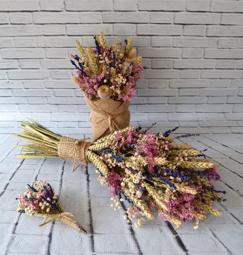 dried flower bouquets