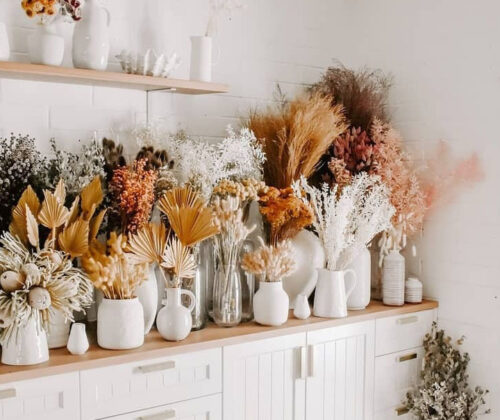 Dried Flower Decor Trends to Elevate Your Space in 2025