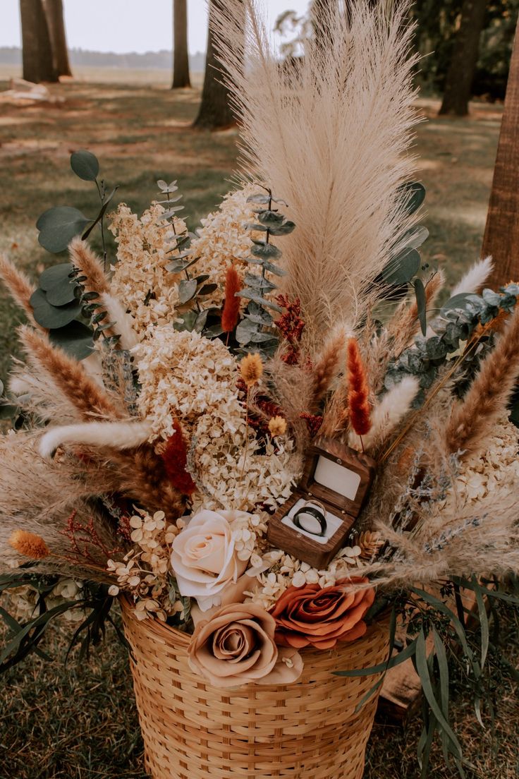 DRIED FLOWER